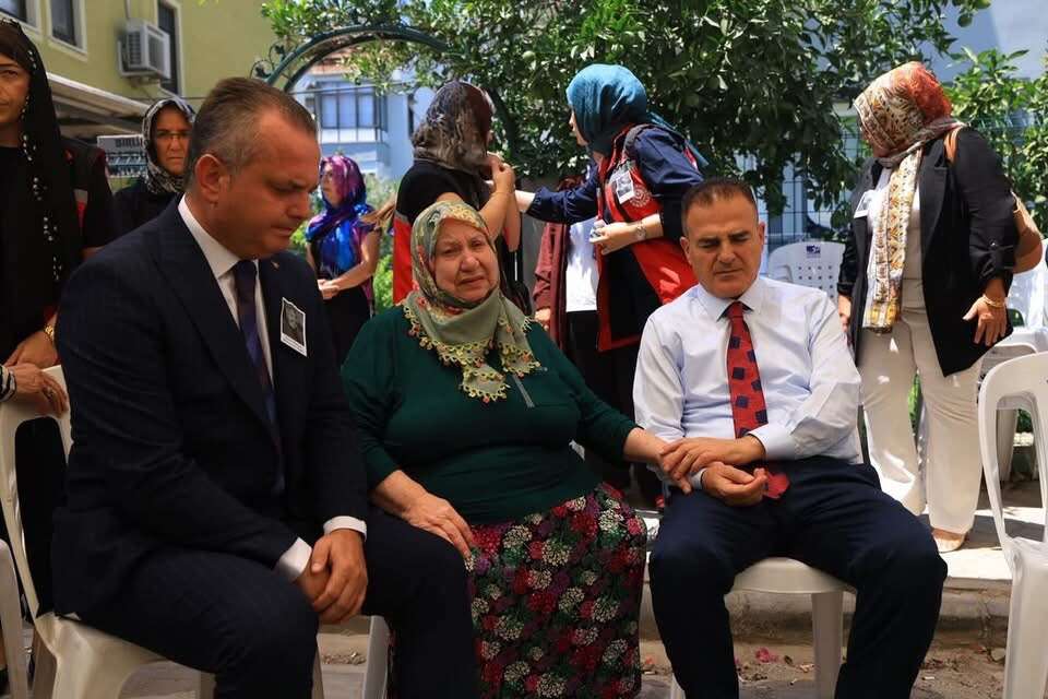 Vali Akbıyık, Fethiye’de Şehit Babası Muharrem Fakı’nın Cenaze Törenine Katıldı 2